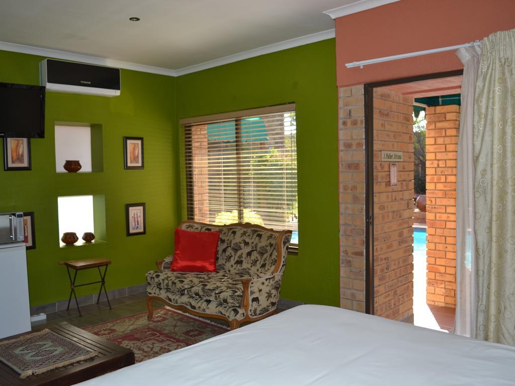 Boga Legaba Guest House & Conference Centre Mafikeng Ngoại thất bức ảnh
